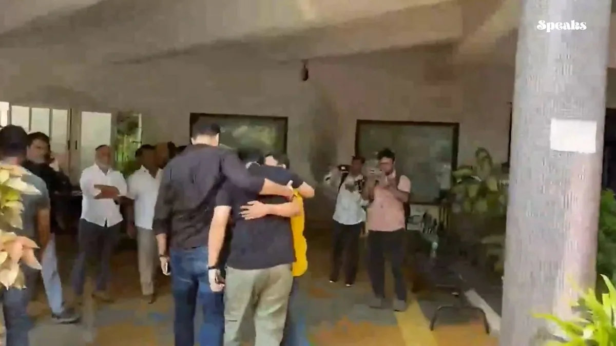 Nana Patekar’s Son Malhar Breaks Down as Veteran Actor’s Last Rites Begin in Pune